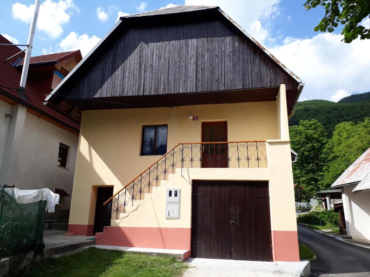 Villa Peaceful Old House Bovec Exterior foto